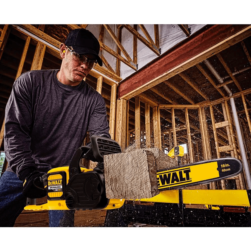 Eletroserra 60v DCCS670B - Dewalt